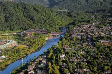 Jiezi Ancient Town Scenic Area